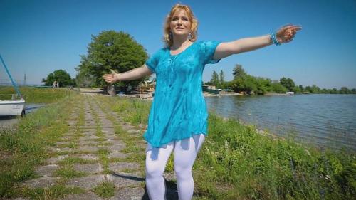 erika danisova 2022-31