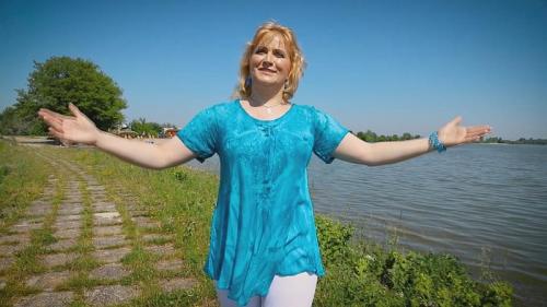 erika danisova 2022-33